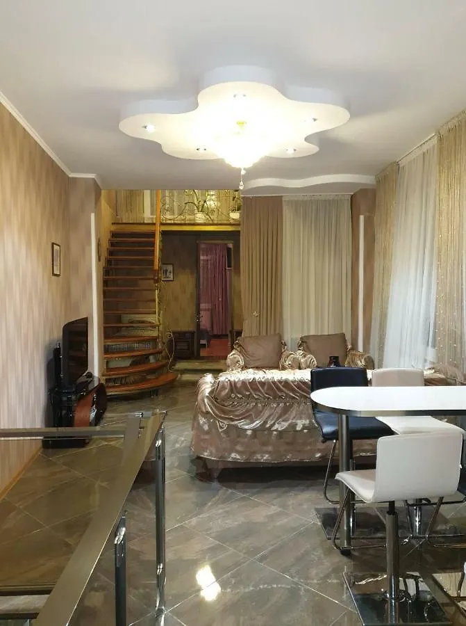 Apartment On Nikoloz Gotsitidze Str 22 Tbilisi